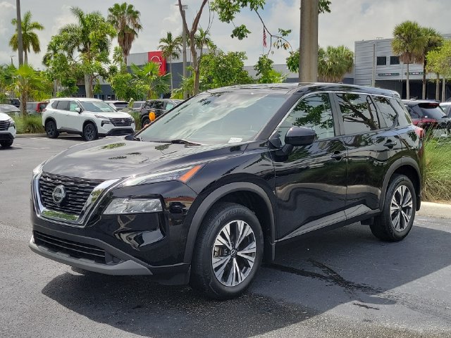 Used 2023 Nissan Rogue SV FWD image 32