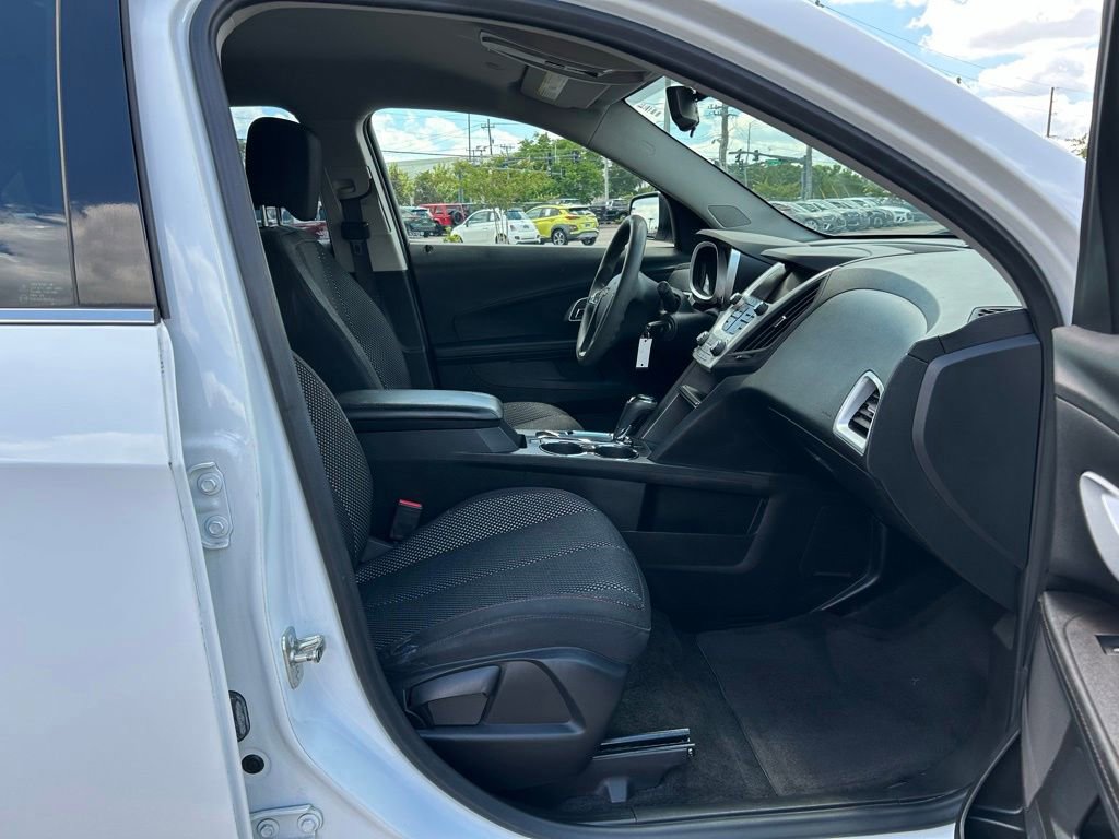 Used 2016 Chevrolet Equinox LS FWD image 35
