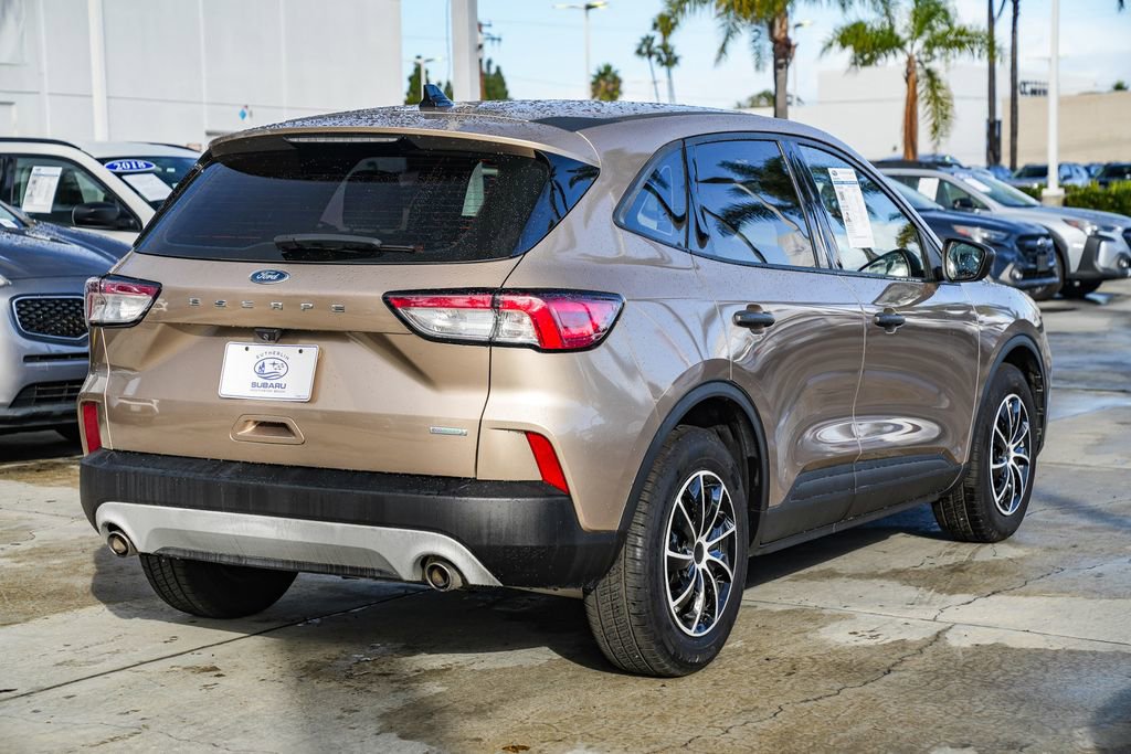 Used 2020 Ford Escape S image 5