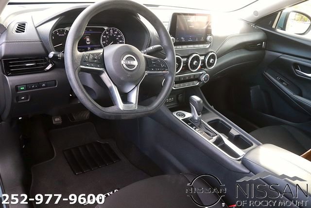 Used 2024 Nissan Sentra SV image 14