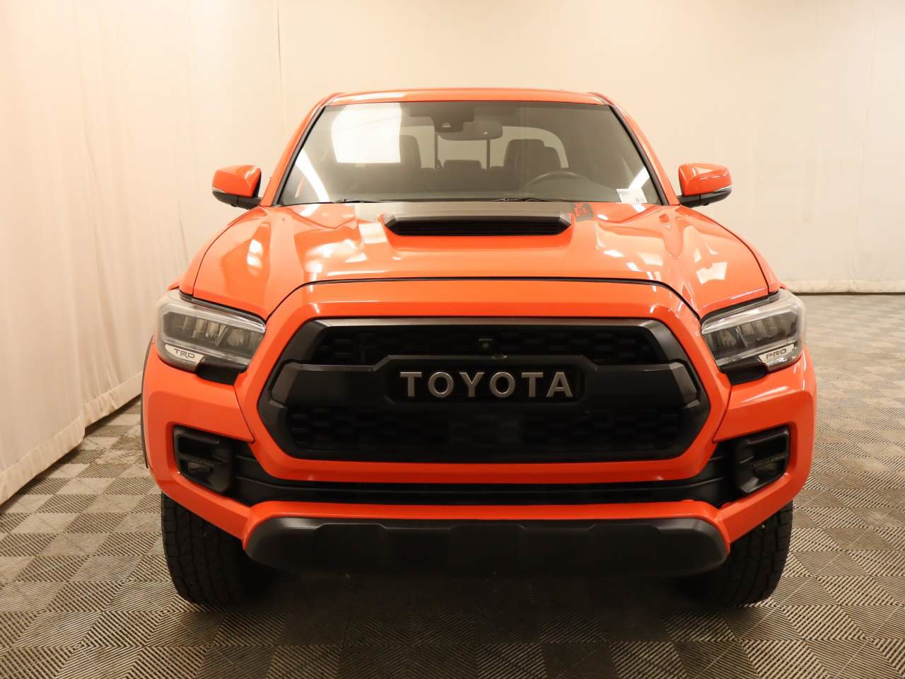 Used 2023 Toyota Tacoma TRD Pro AWD/4WD image 4