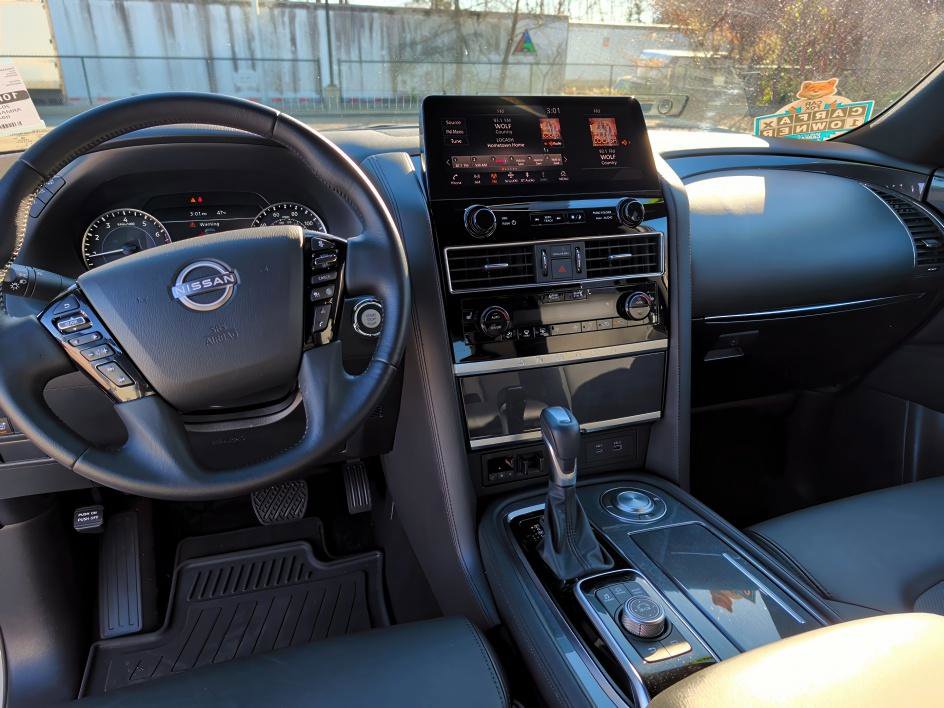 Used 2024 Nissan Armada SL w/ Midnight Edition Package image 10