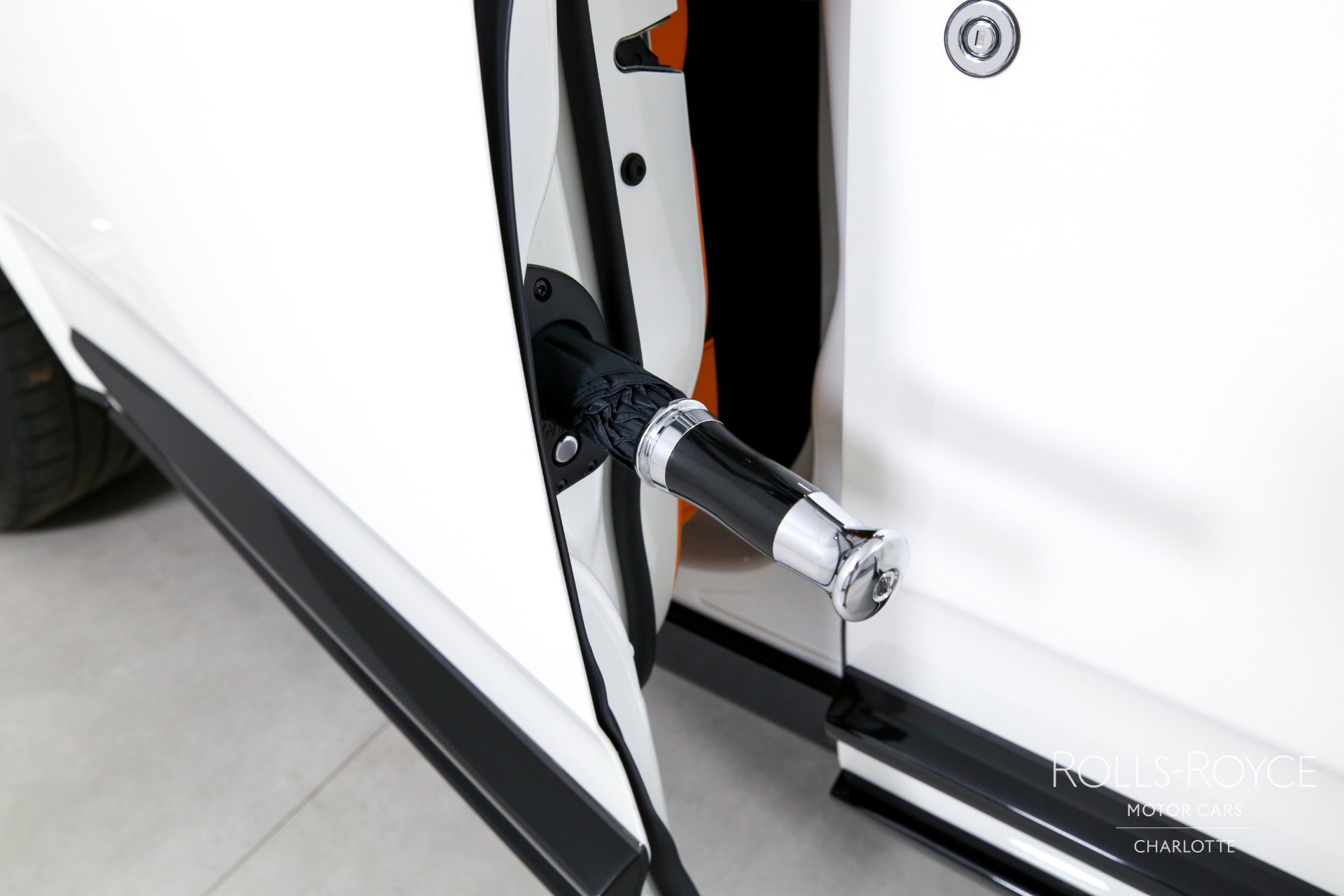 Certified 2025 Rolls-Royce Cullinan image 31