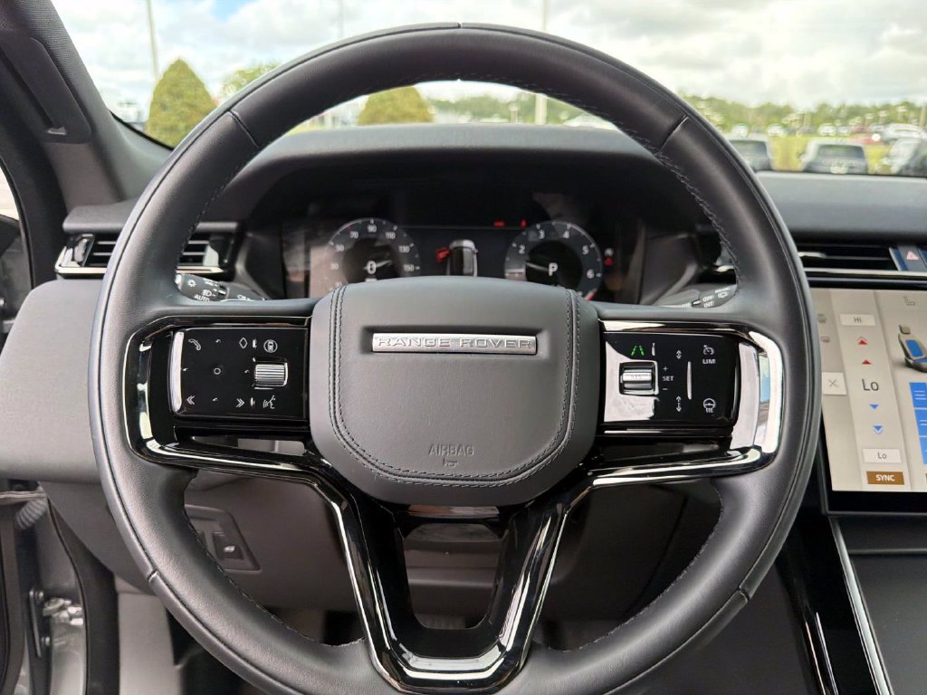 Used 2026 Land Rover Range Rover Velar S AWD/4WD image 26