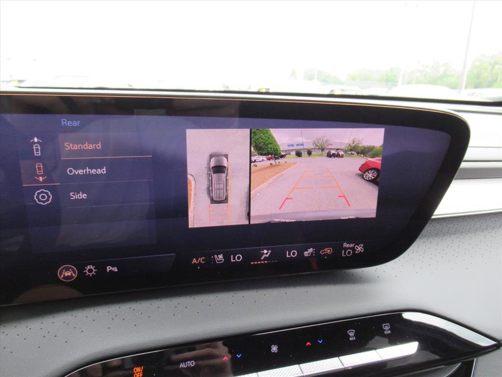 Used 2025 Buick Enclave Avenir w/ Super Cruise Package AWD/4WD image 30