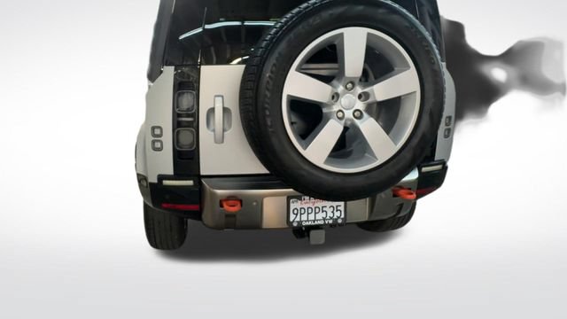 Used 2023 Land Rover Defender 110 X AWD/4WD image 8