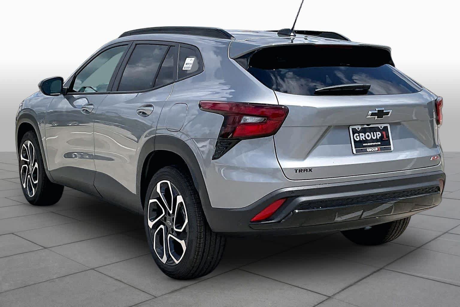 New 2026 Chevrolet Trax RS w/ Driver Confidence Package FWD image 4