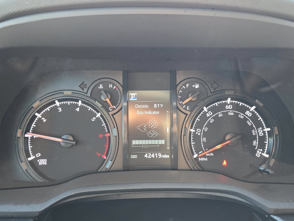 Used 2024 Toyota 4Runner SR5 Premium w/ Moonroof Package AWD/4WD image 22