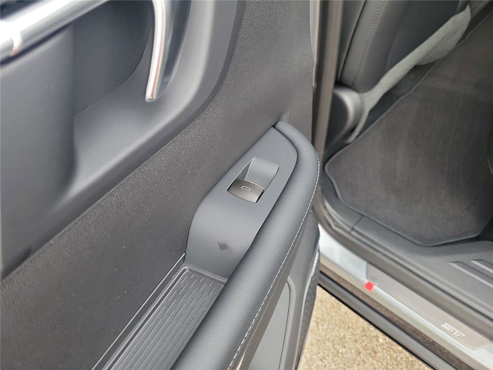 New 2026 Buick Enclave Sport Touring w/ Power Package image 14