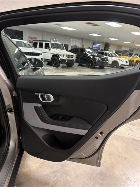 Used 2022 Polestar Polestar 2 w/ Plus Package AWD/4WD image 30