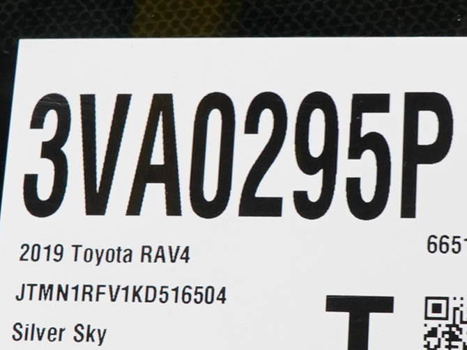 Used 2019 Toyota RAV4 Limited w/ Cold Weather Package AWD/4WD image 27