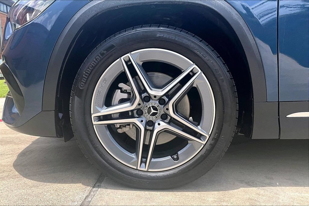 Used 2023 Mercedes-Benz GLA 250 4MATIC image 11