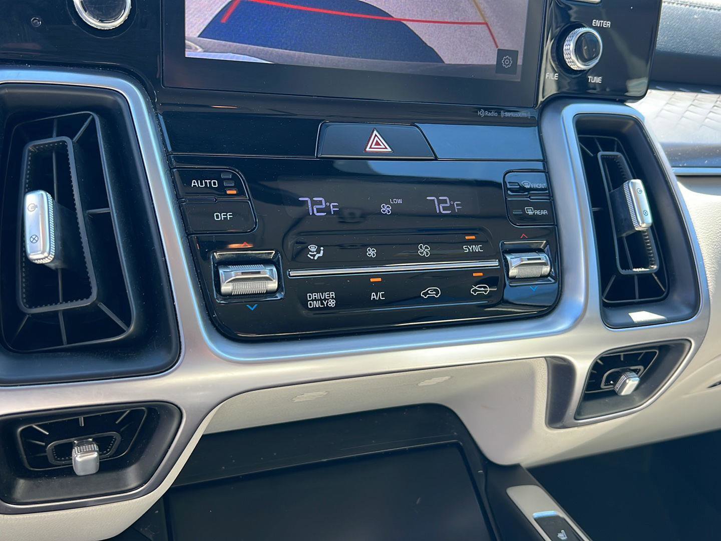 Used 2021 Kia Sorento S image 28