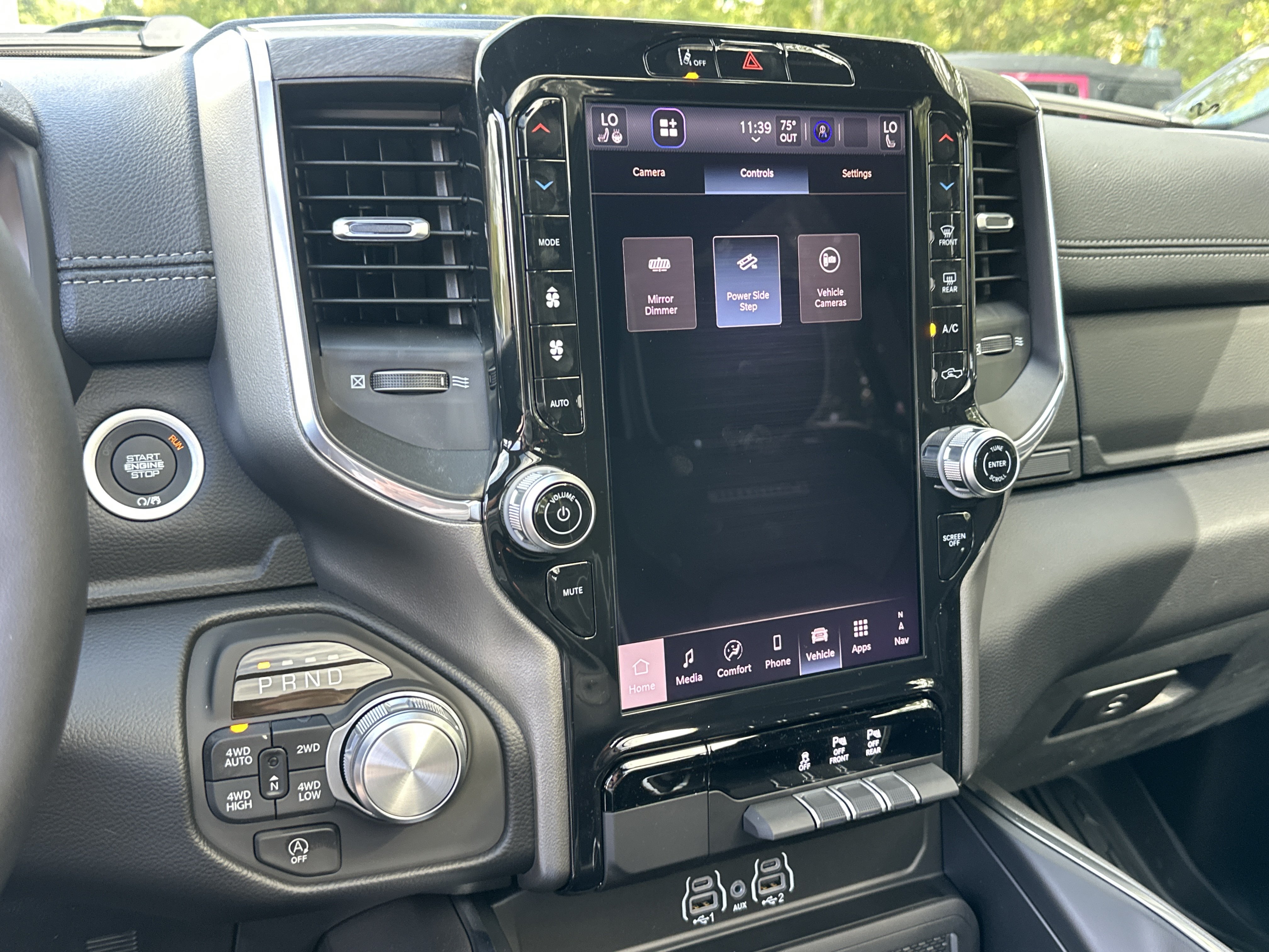 New 2027 RAM 1500 Laramie AWD/4WD image 7