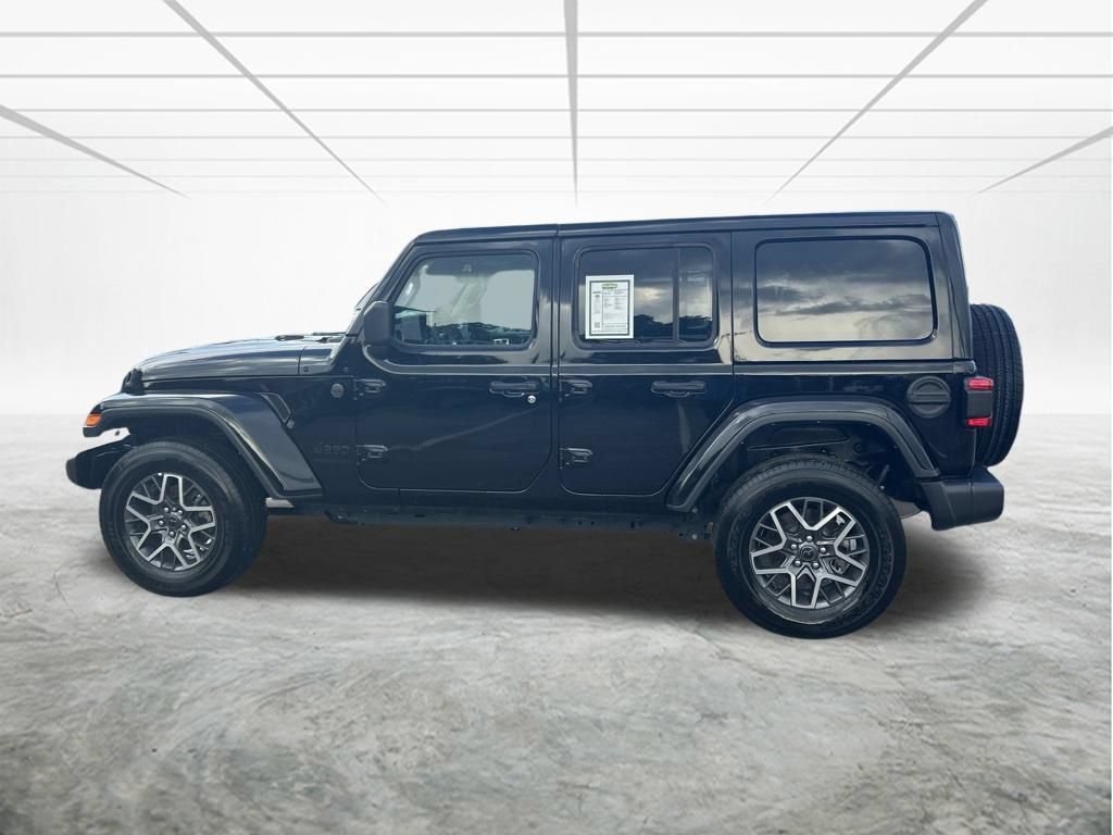 Used 2025 Jeep Wrangler Unlimited Sahara AWD/4WD image 7