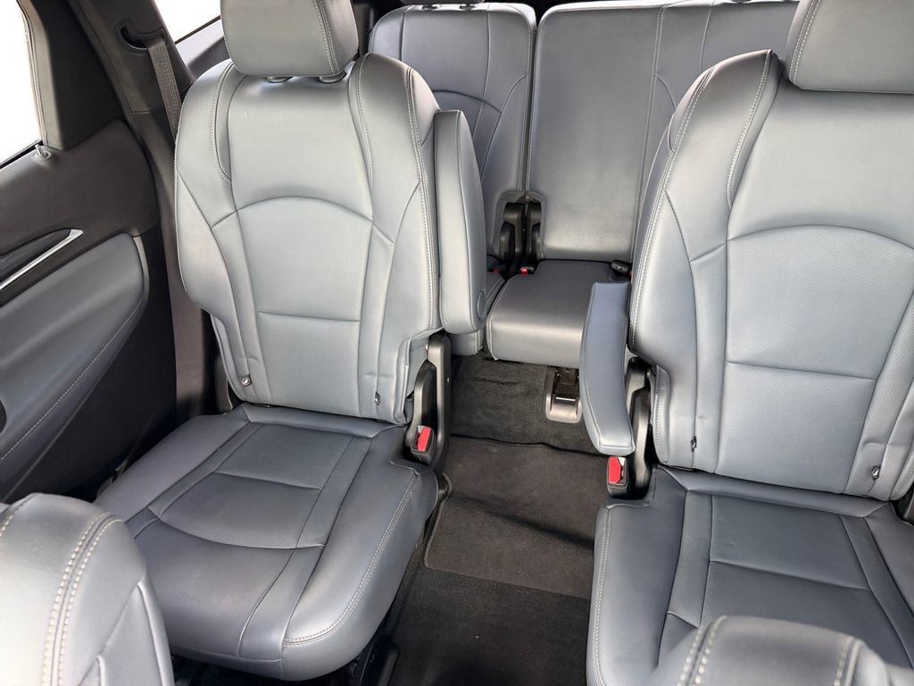 Used 2023 Buick Enclave Essence w/ Experience Buick Package image 13