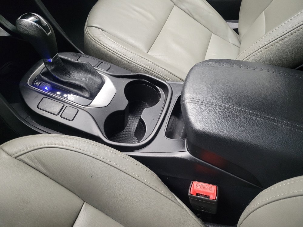 Used 2017 Hyundai Santa Fe Sport image 26