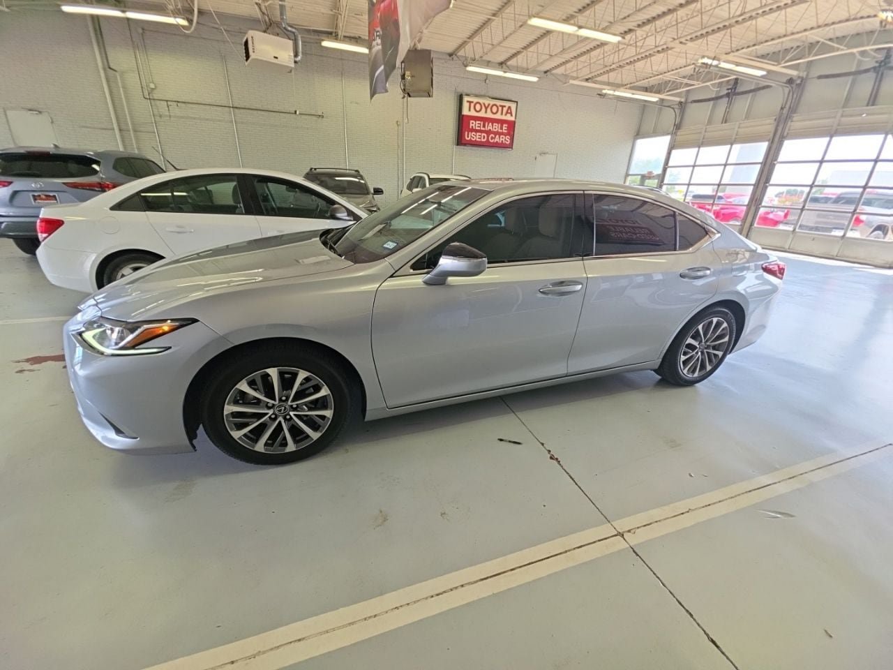 Used 2022 Lexus ES 350 w/ Premium Package