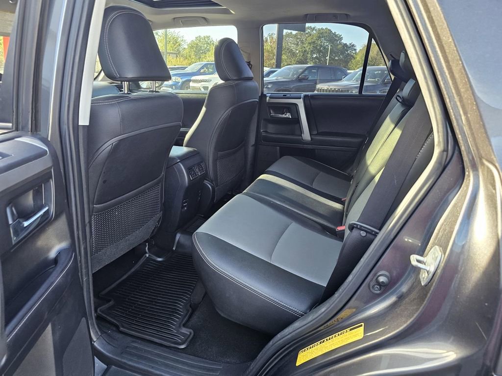 Used 2018 Toyota 4Runner SR5 Premium image 24