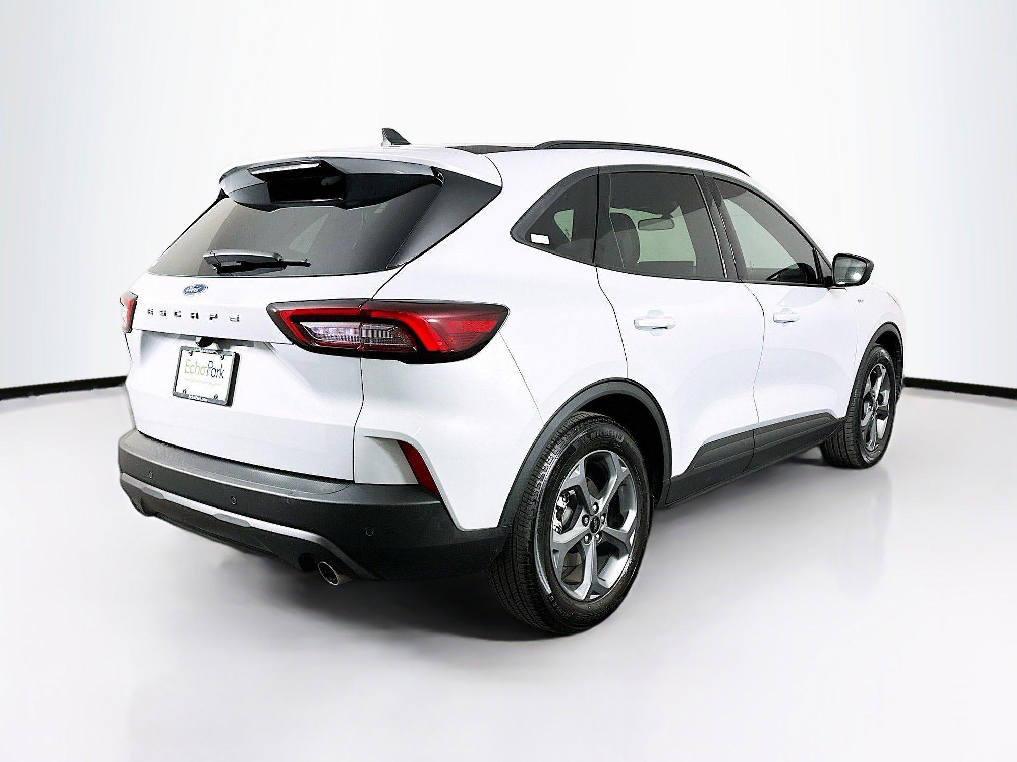 Used 2025 Ford Escape ST-Line w/ Tech Pack #1 image 9