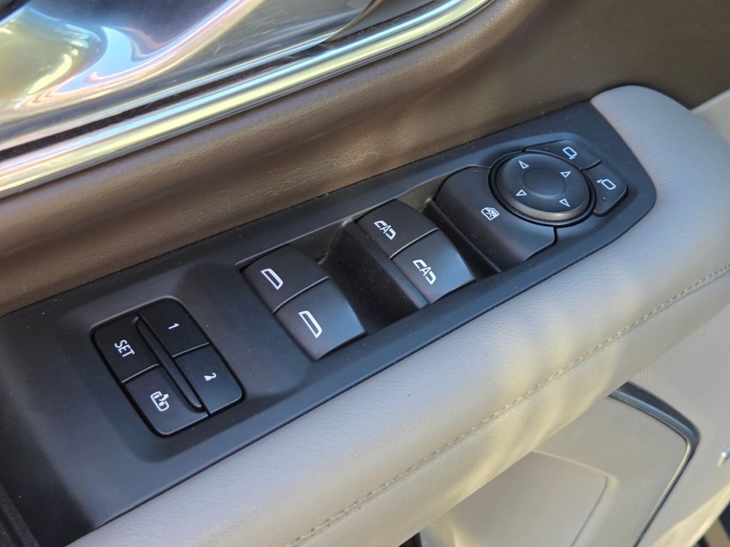 Used 2021 Chevrolet Suburban Z71 AWD/4WD image 26