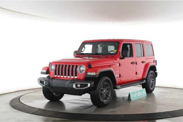 Used 2022 Jeep Wrangler Unlimited Sahara w/ Cold Weather Group AWD/4WD image 10