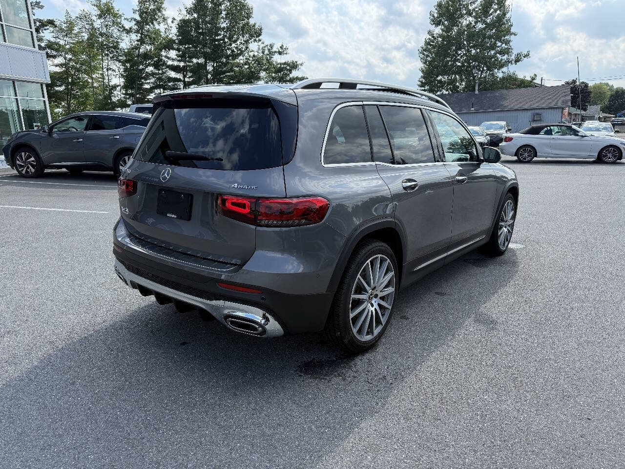 Used 2021 Mercedes-Benz GLB 250 4MATIC image 8