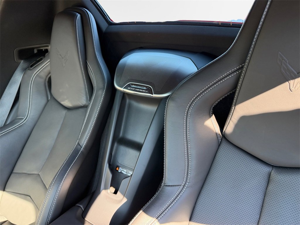 Certified 2025 Chevrolet Corvette Stingray Preferred Conv w/ Z51 Performance Package image 24