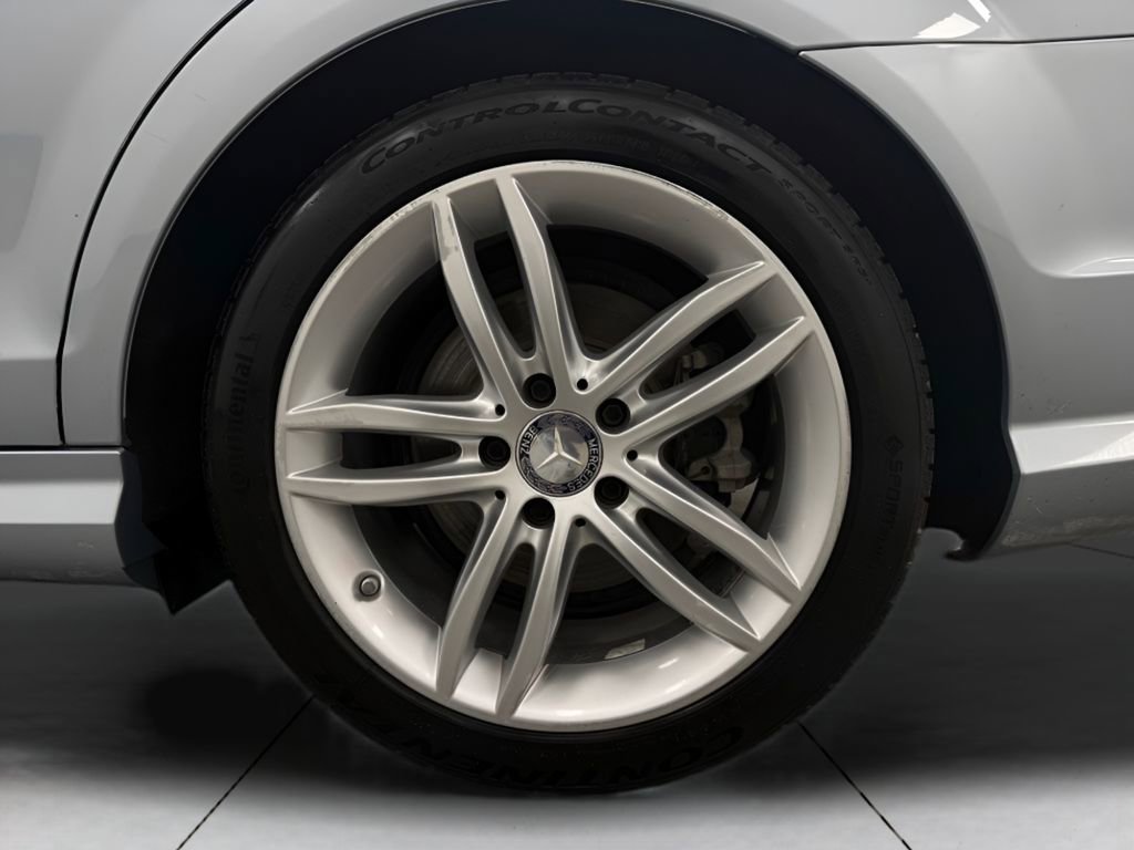 Used 2013 Mercedes-Benz C 250 Sedan image 28