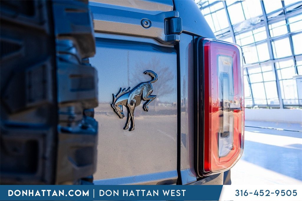 Used 2023 Ford Bronco Wildtrak image 37