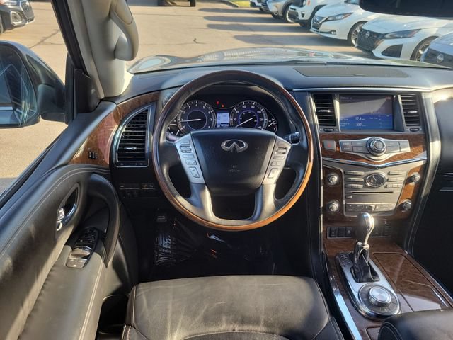 Used 2016 INFINITI QX80 4WD w/ Driver's Assistance Package image 11