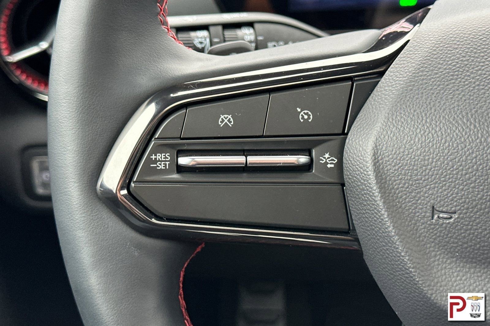 Certified 2025 Chevrolet Blazer EV RS image 27