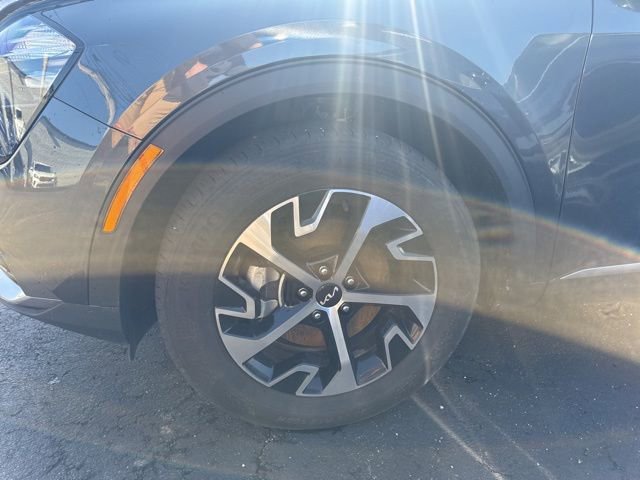 Certified 2023 Kia Sportage EX FWD image 30
