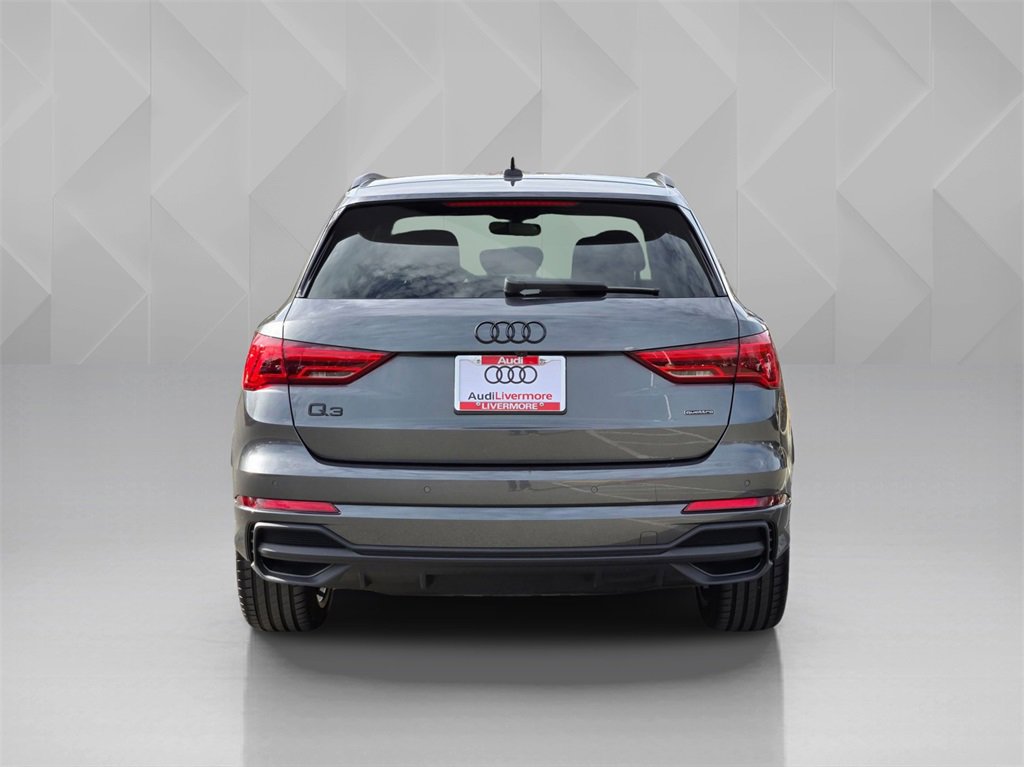 Used 2025 Audi Q3 2.0T Premium Plus w/ Premium Plus Package image 5