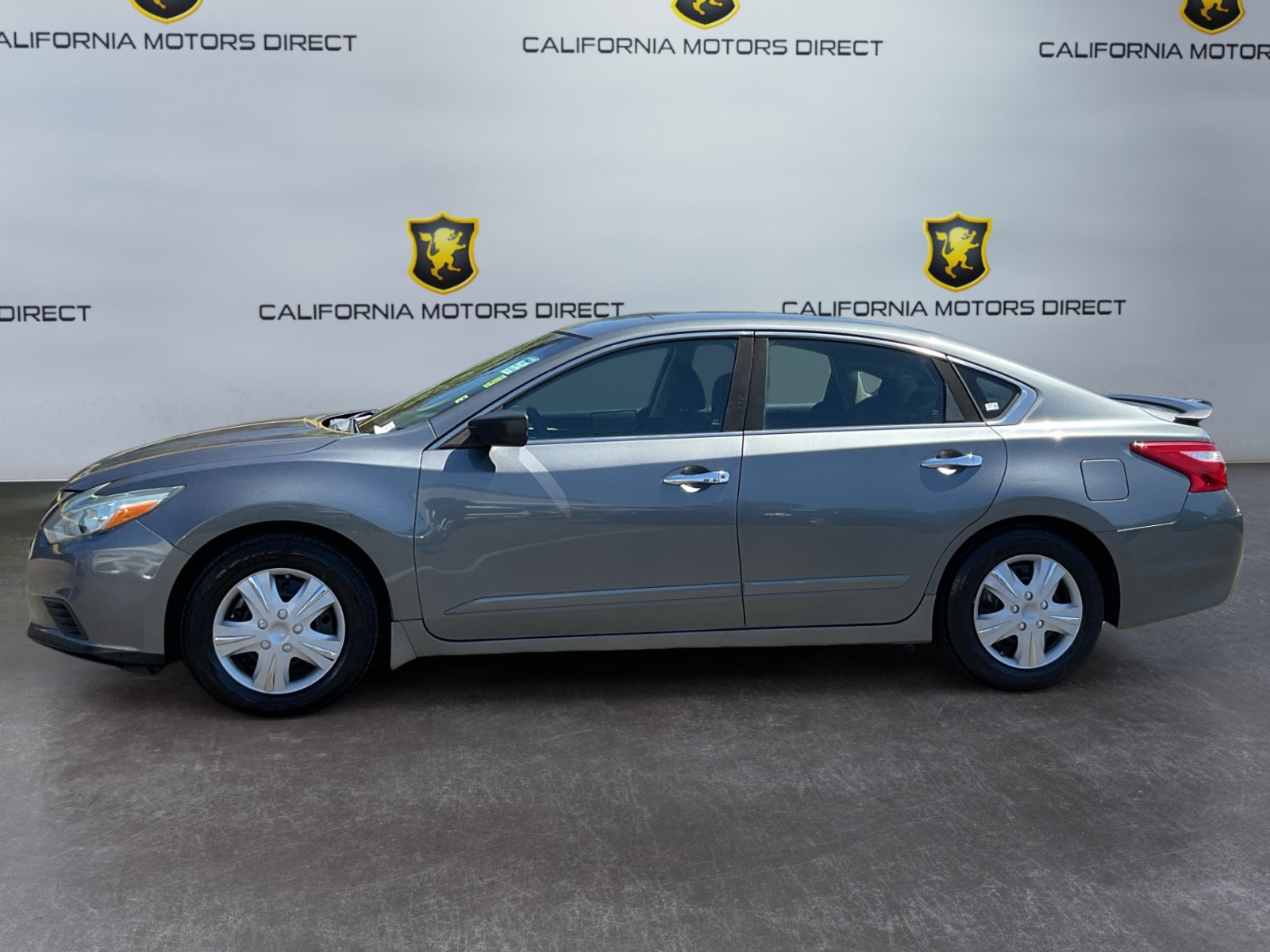 Used 2017 Nissan Altima 2.5 S w/ Power Driver Seat Package FWD image 8
