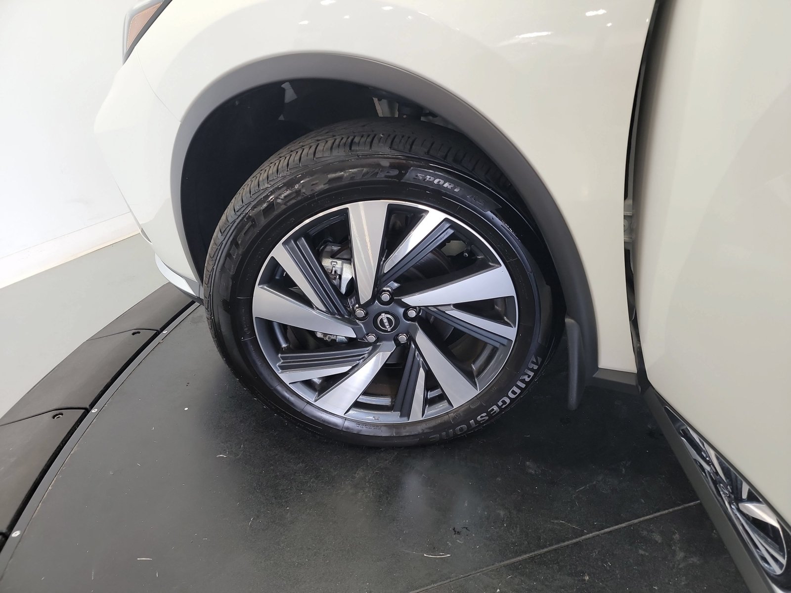 Used 2024 Nissan Murano SL FWD image 30