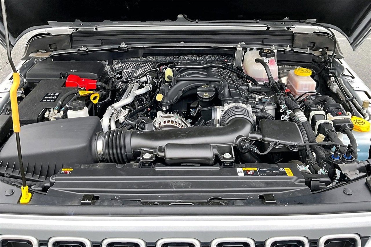 Certified 2024 Jeep Wrangler Sahara image 35