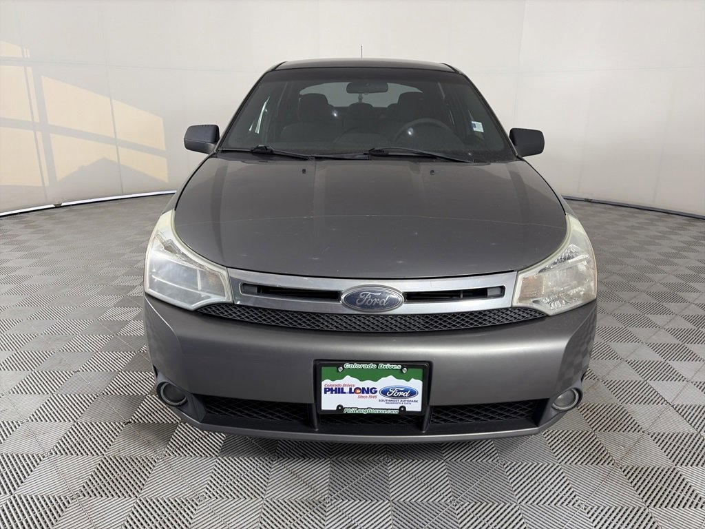 Used 2010 Ford Focus SE video 2