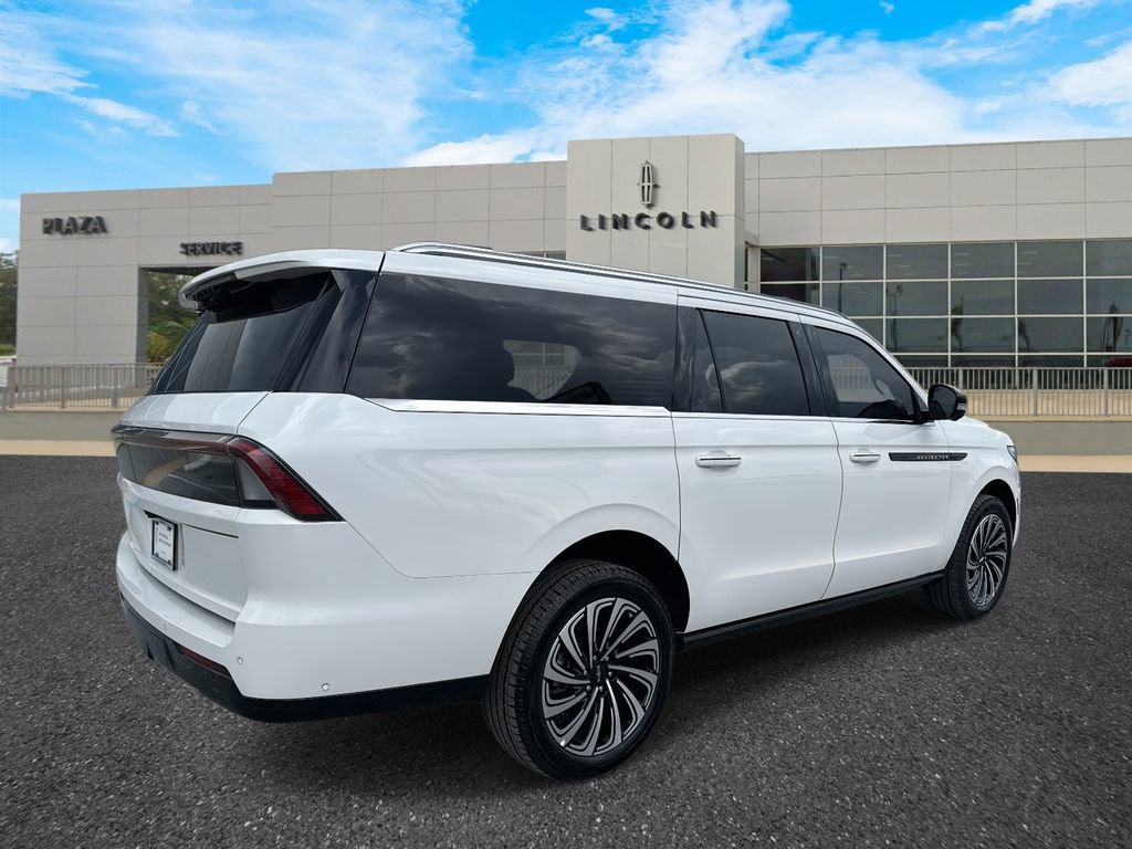 New 2025 Lincoln Navigator L Black Label image 3