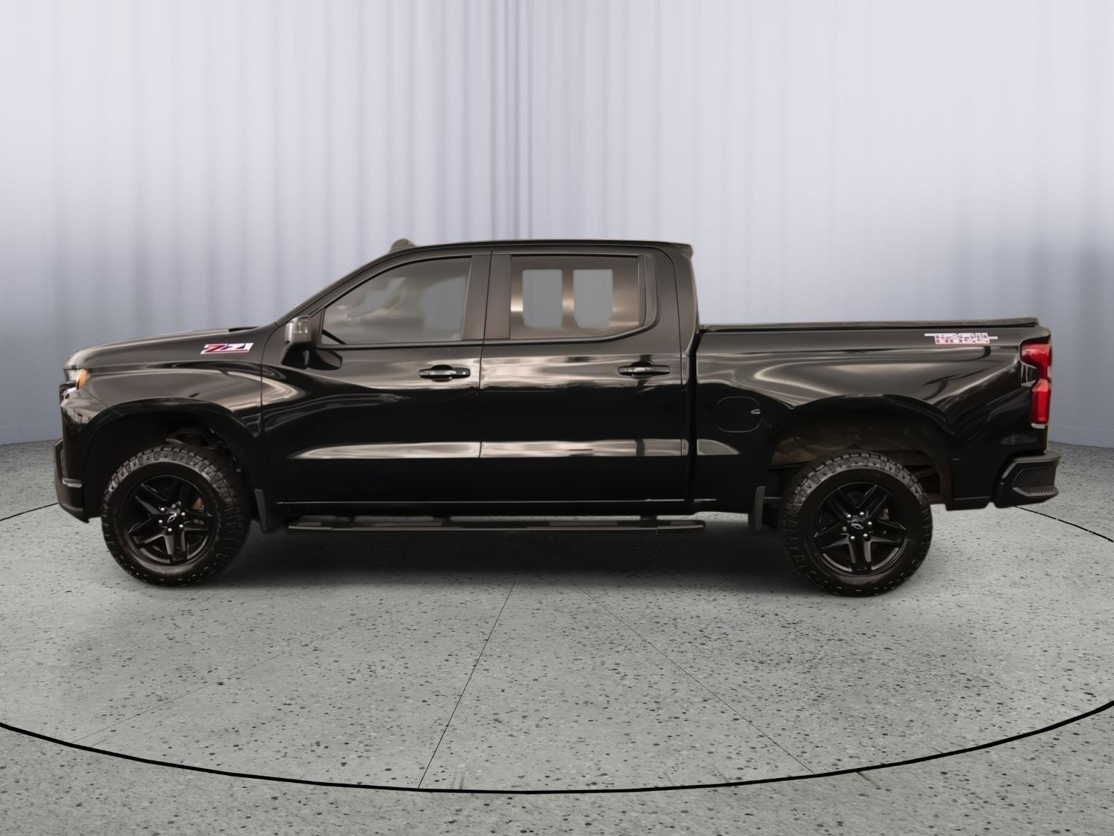 Used 2022 Chevrolet Silverado 1500 LT Trail Boss w/ LT Trail Boss Premium Package AWD/4WD image 18