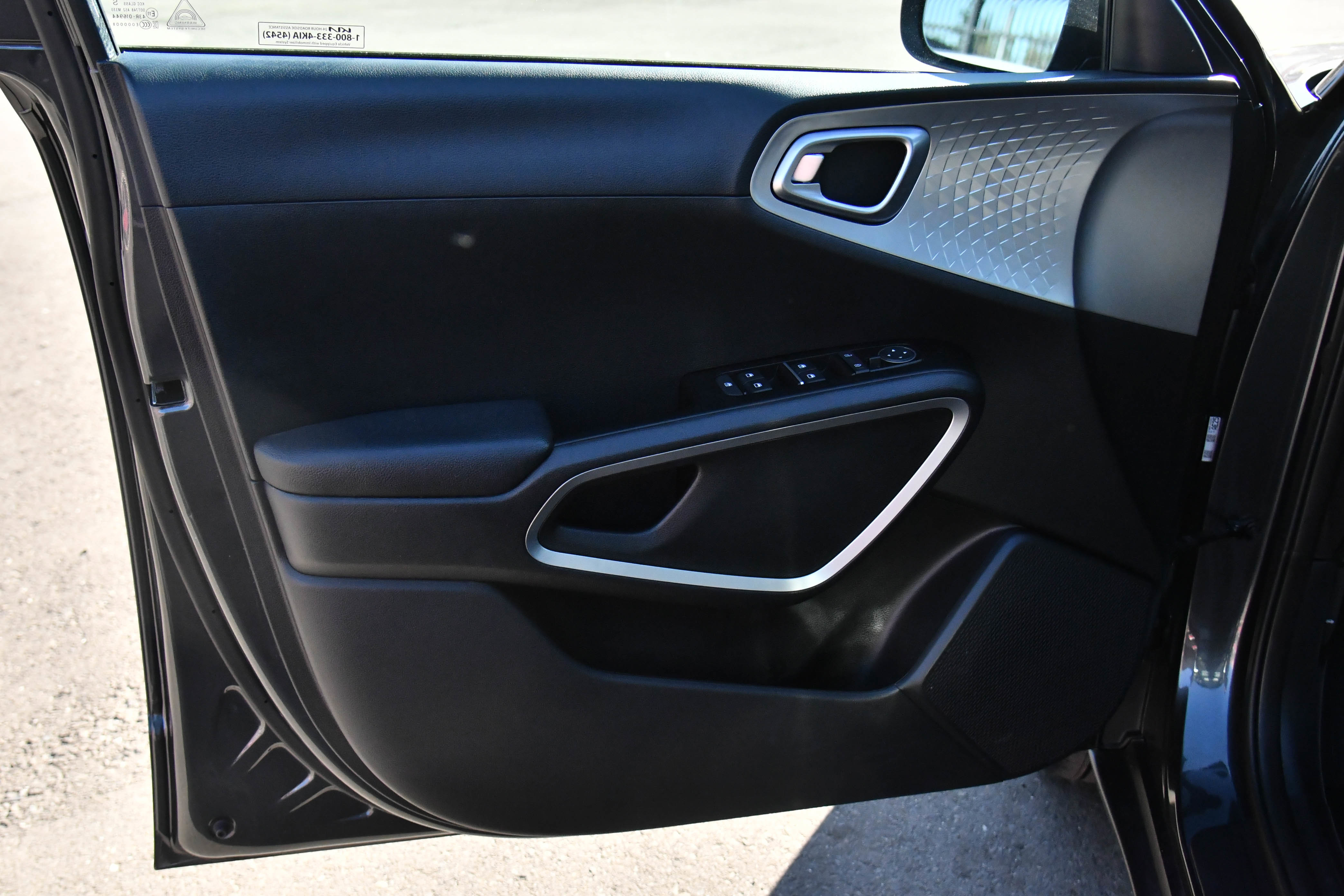 Used 2024 Kia Soul LX w/ Option Group 015 image 13