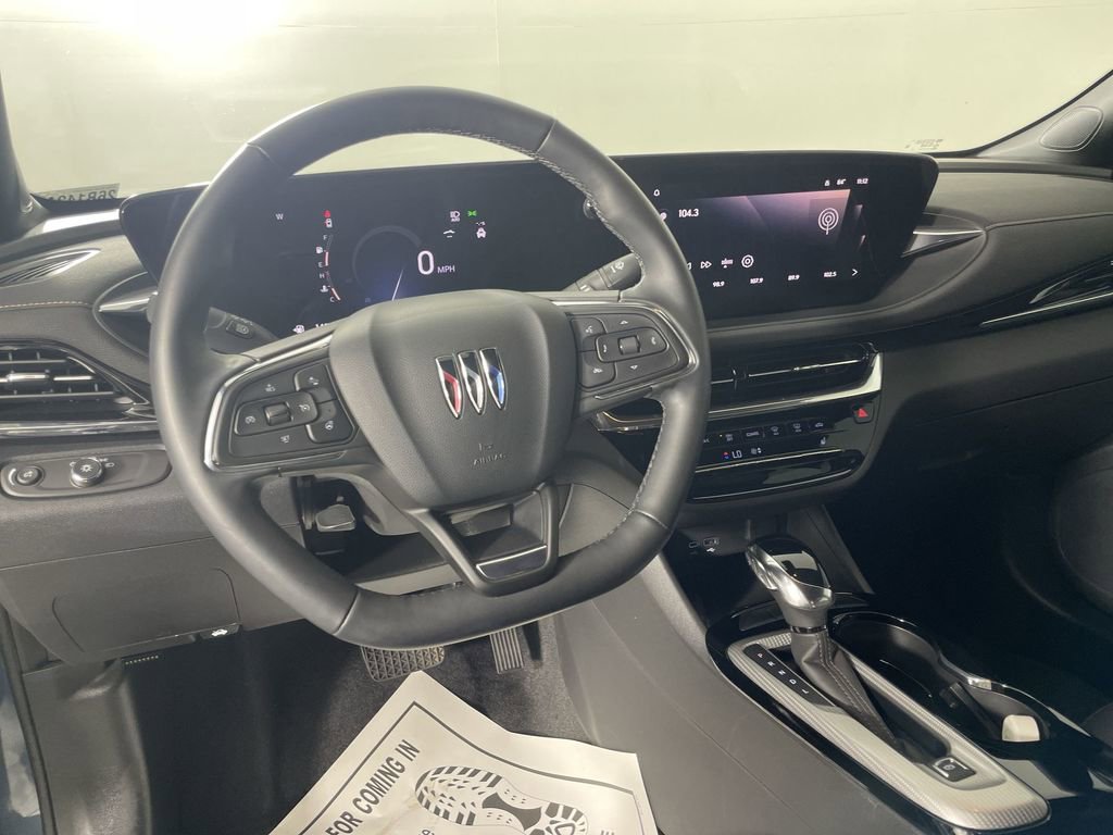 Used 2025 Buick Envista Avenir image 11