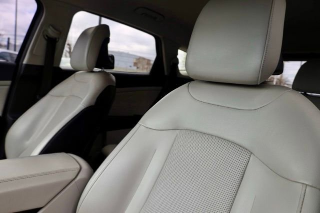 Used 2023 Kia Sportage EX image 21