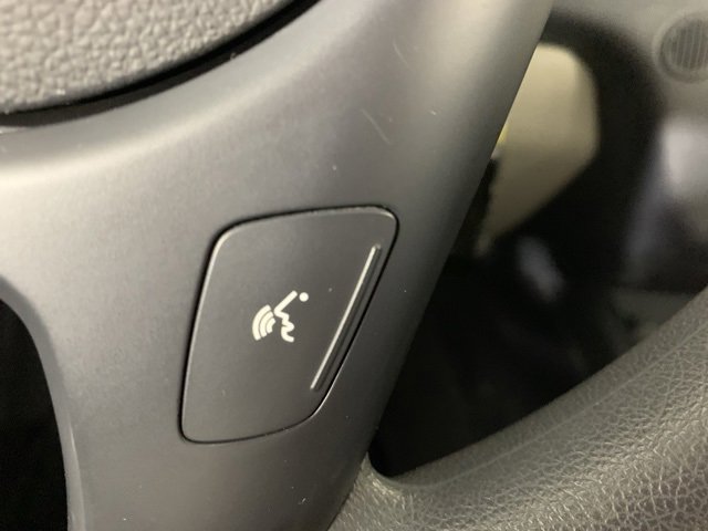 Used 2010 Kia Forte EX image 17