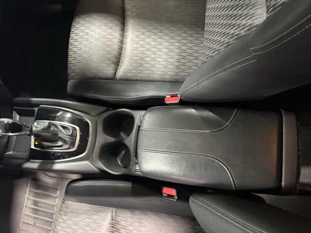 Used 2018 Nissan Rogue SV AWD/4WD image 22