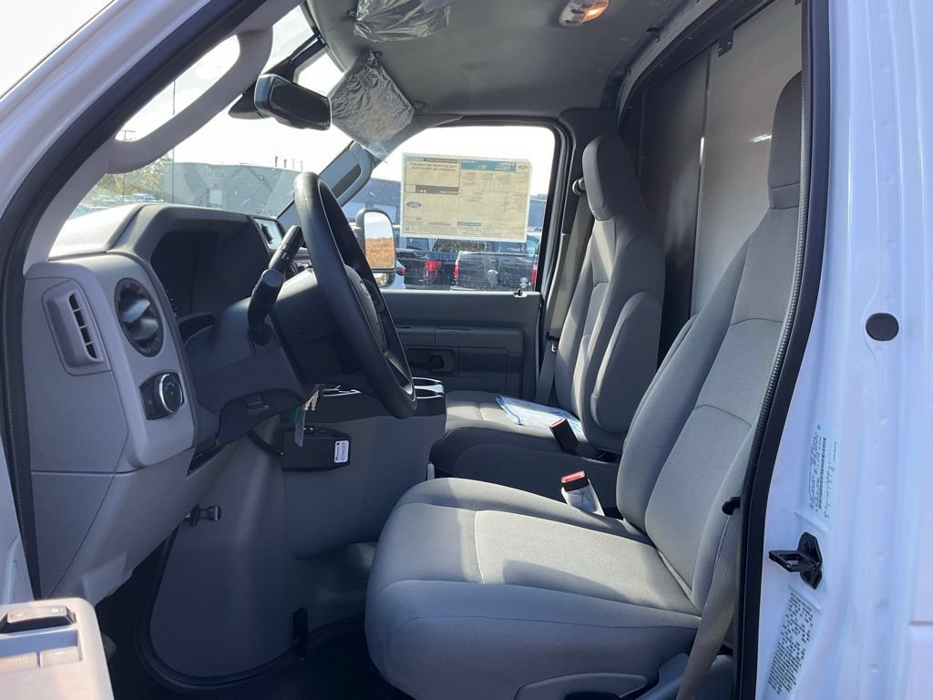 New 2026 Ford E-350 and Econoline 350 Super Duty w/ Power Equipment Group RWD image 3
