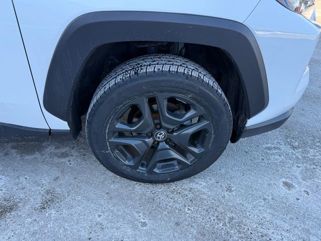 Used 2024 Toyota RAV4 Adventure AWD/4WD image 26