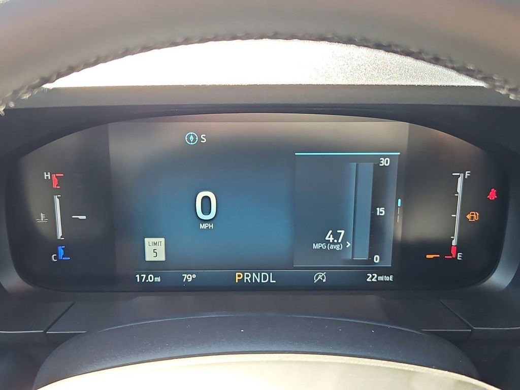 New 2025 Ford Maverick Lariat w/ Black Appearance Package image 15