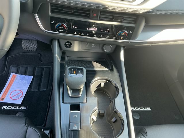 New 2026 Nissan Rogue Dark Armor AWD/4WD image 13
