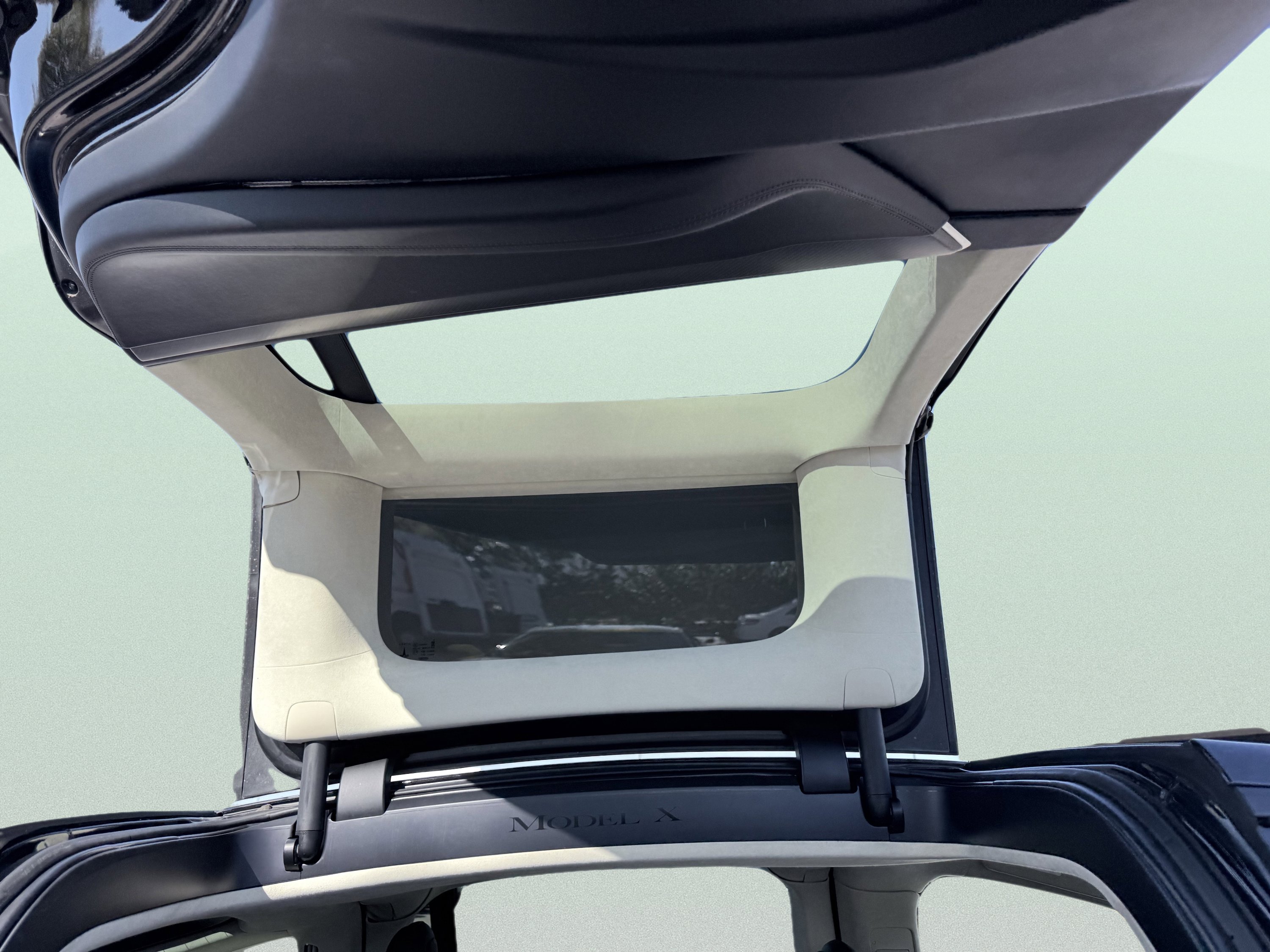 Used 2018 Tesla Model X P100D image 33